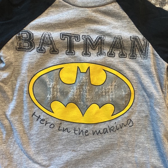 Batman Toddler Graffic Tee Size 18M - Picture 2 of 4